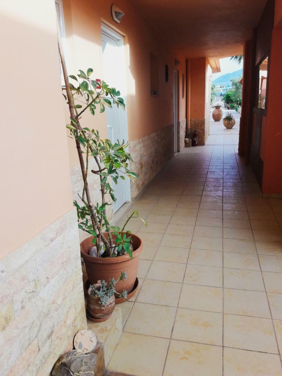 Aquamar Beach Hotel Kournás Exterior foto